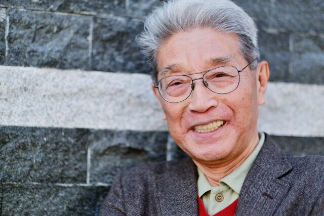 男性